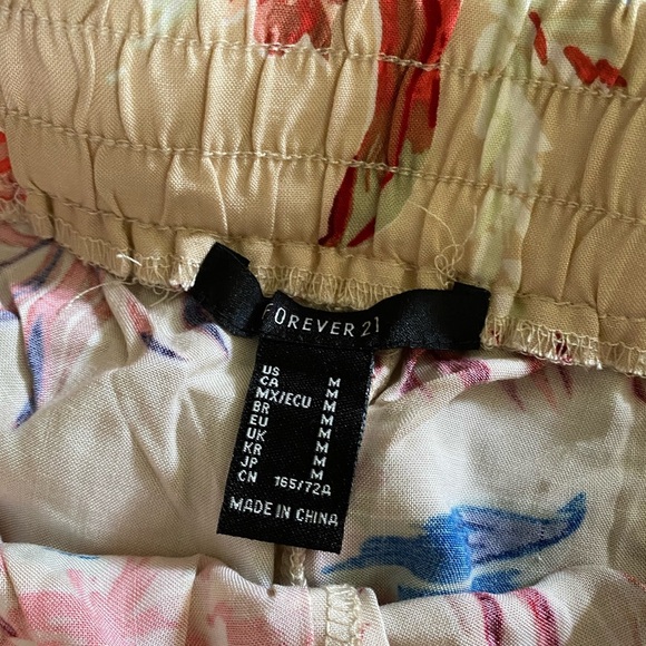 {Forever 21} Floral Hibiscus Soft Lounge Pajama Pants - Picture 7 of 8